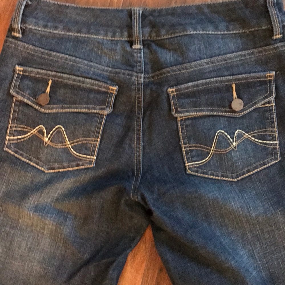 Jeans - Picture 3 of 4